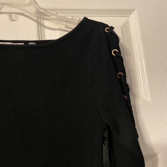 NWT Dex Lace Up Sleeved Sweater - Picture 5 of 12